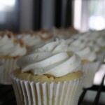 Vanilla Bean Cupcake fileld with slow sturred Lemon Curd
